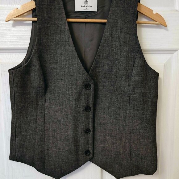 Aritzia Babaton Deniro Vest - (Re)ssential Size 6 - Picture 3 of 5